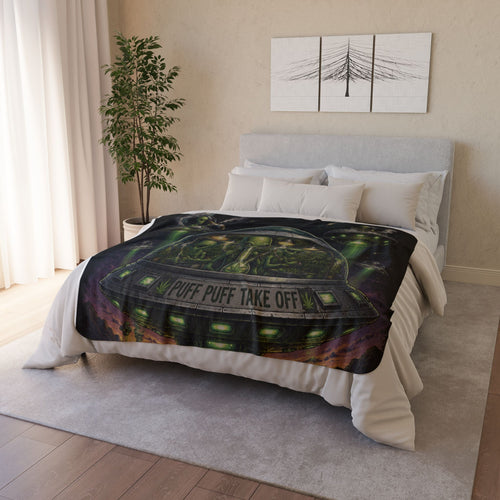 Alien UFO 'Puff Puff Take Off' Sherpa Blanket